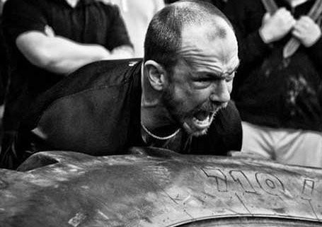 Commando Temple Gym Greenwich Strongman Trainig Flipping tyre